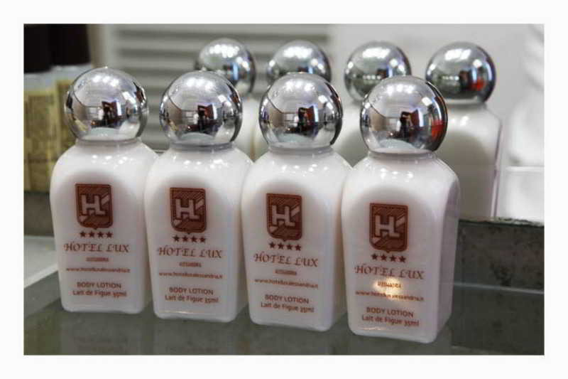 Hotel Lux อาเลสซานเดรีย ภายนอก รูปภาพ